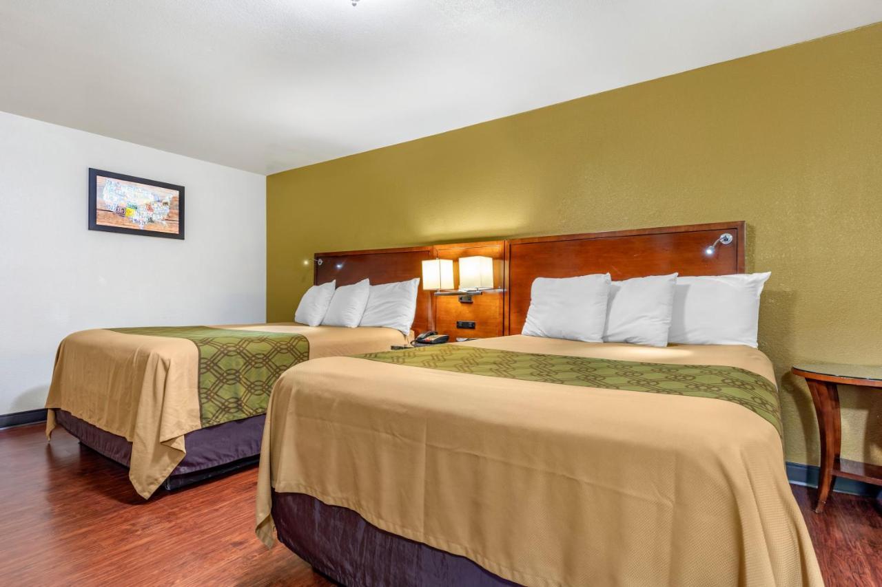 Rose City Inn & Suites Tyler Exteriér fotografie